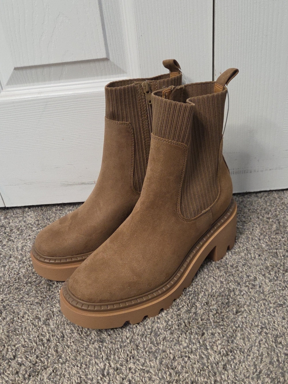 Tan Faux Suede Chunky Chelsea Zip Up Ankle Boots, Size 9, New With Tags